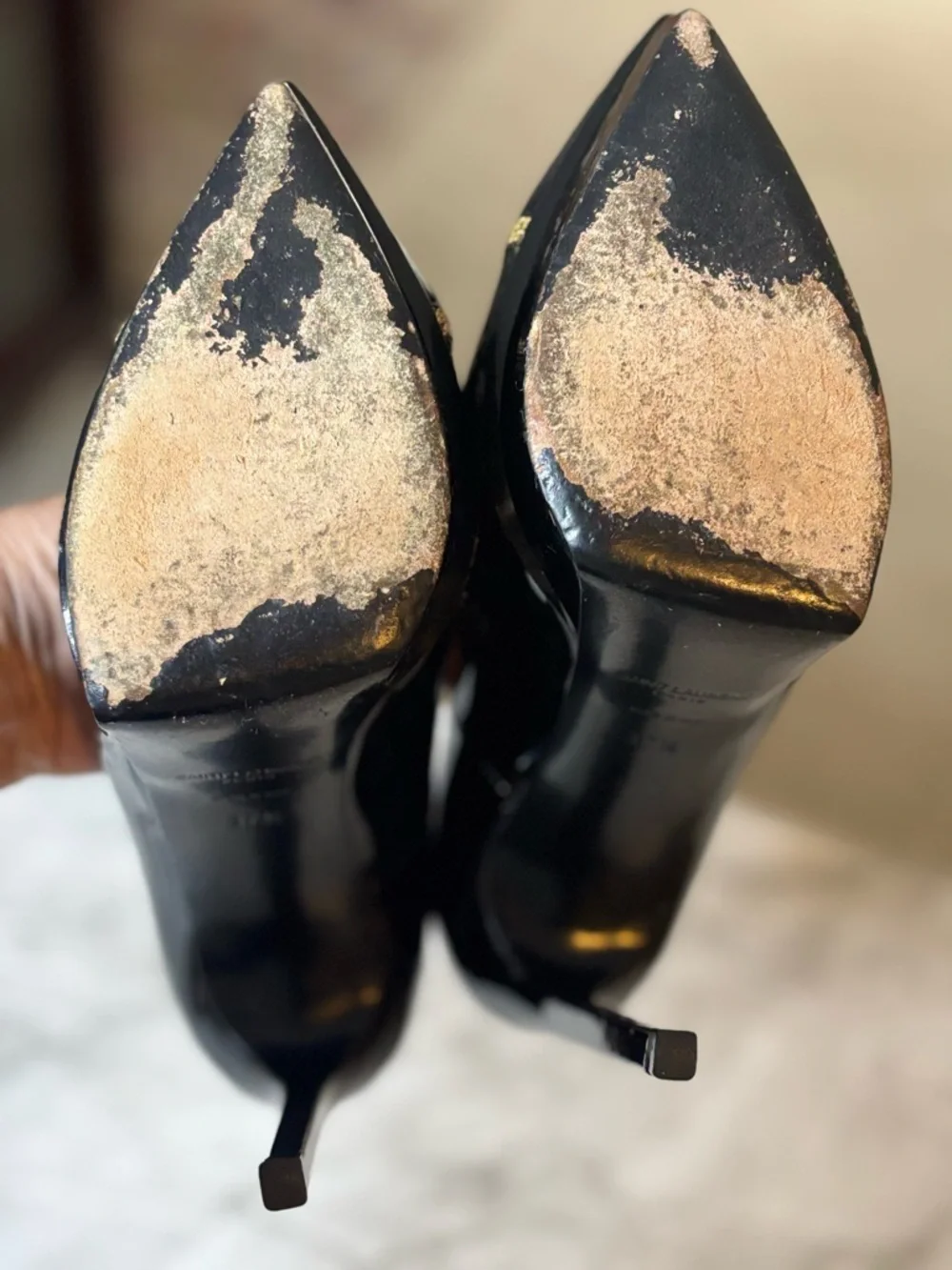 Saint Laurent Black Patent Leather Pointed Toe Pumps w/ Gold Chain Trim Sz 37.5